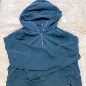 lululemon athletica Scuba half zip M/L